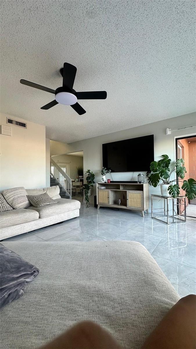 Image 3 of 20 For 10520 Winrock Place