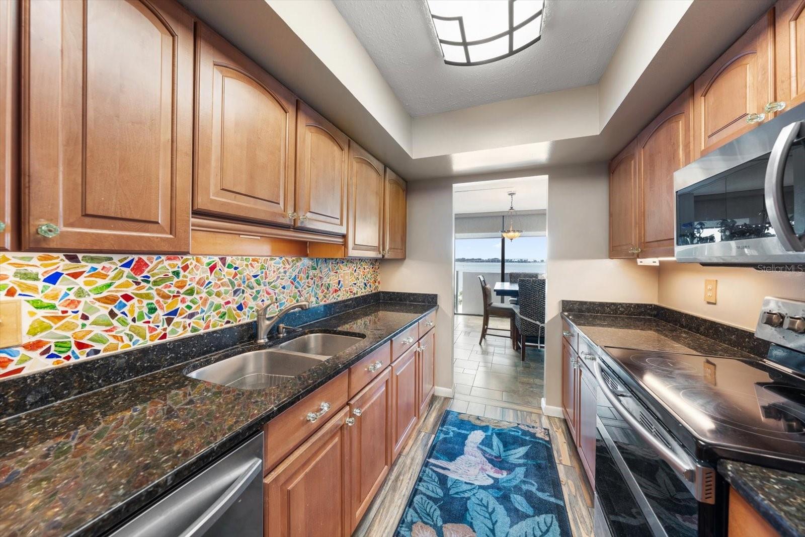 Image 15 of 41 For 80 Rogers Street 2a