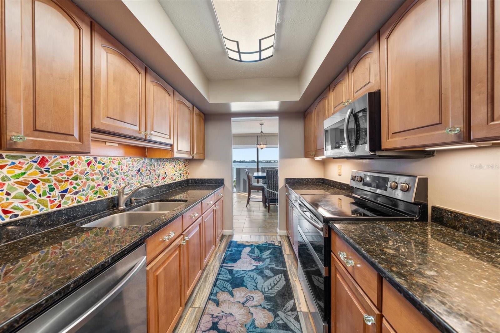 Image 16 of 41 For 80 Rogers Street 2a