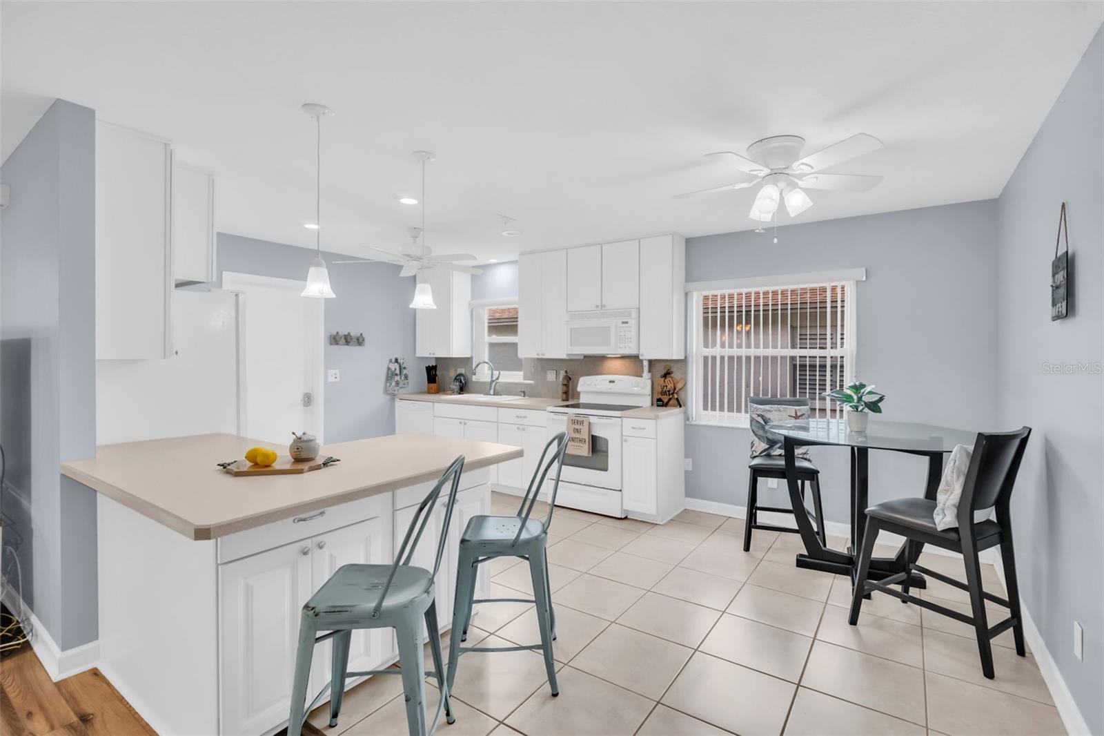 Image 11 of 44 For 3466 Maclaren Drive