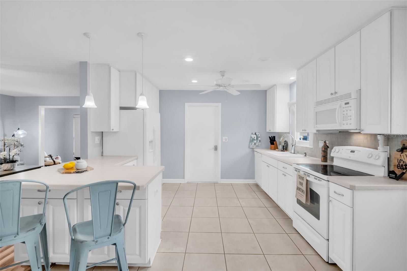 Image 12 of 44 For 3466 Maclaren Drive