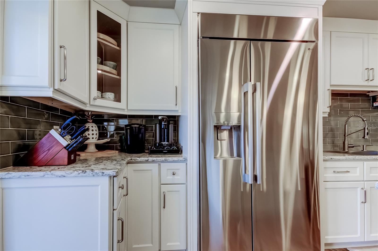 Image 17 of 96 For 3835 48 Avenue S