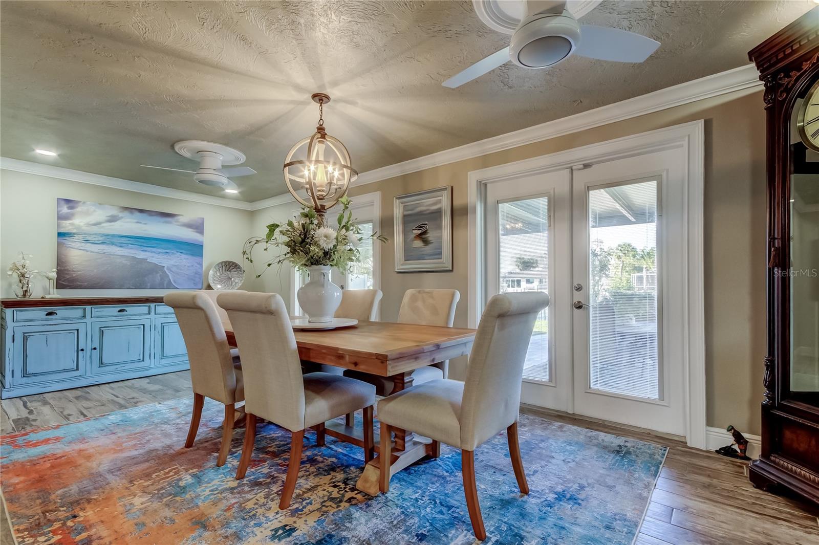 Image 31 of 96 For 3835 48 Avenue S