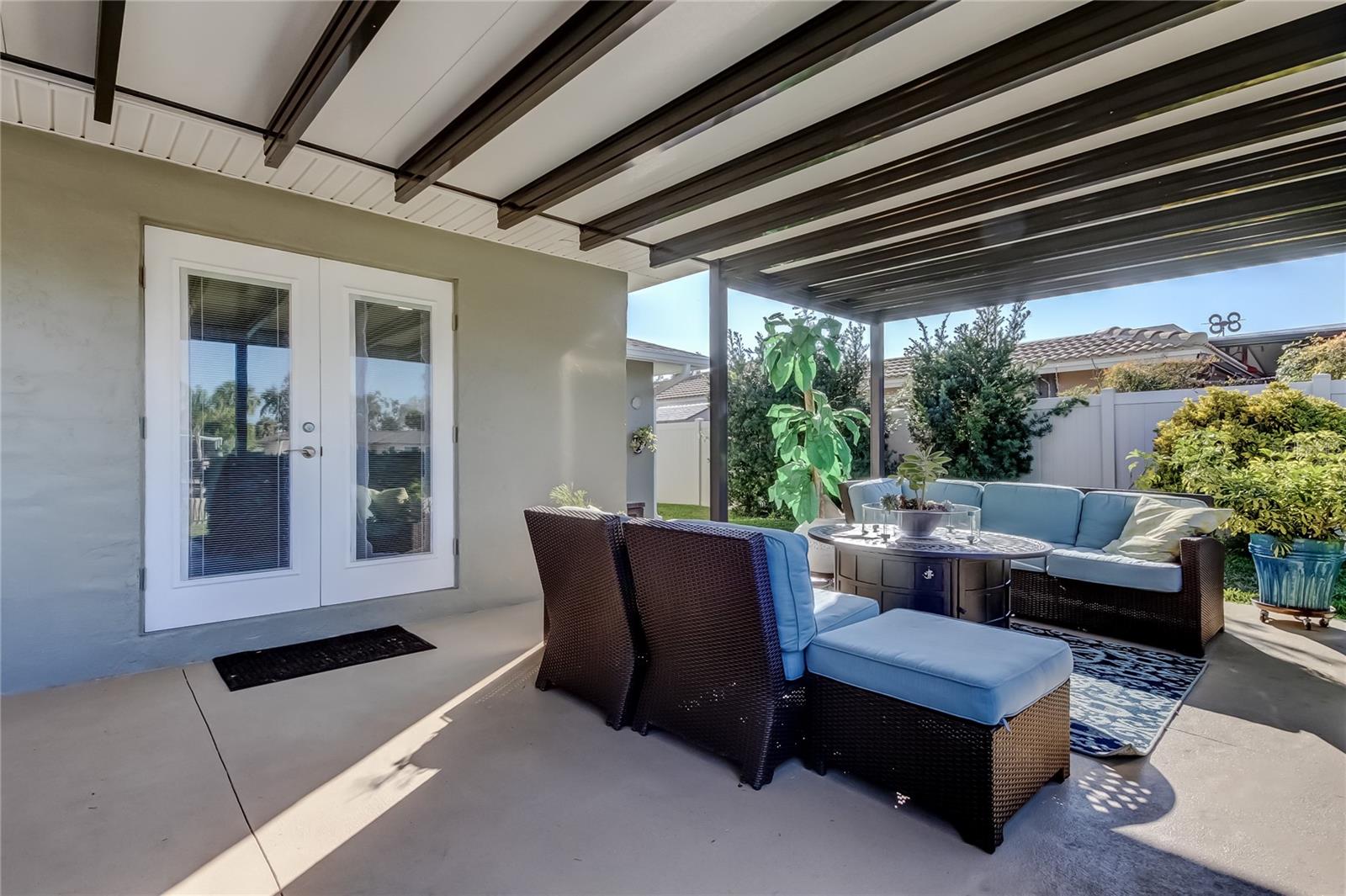 Image 53 of 96 For 3835 48 Avenue S