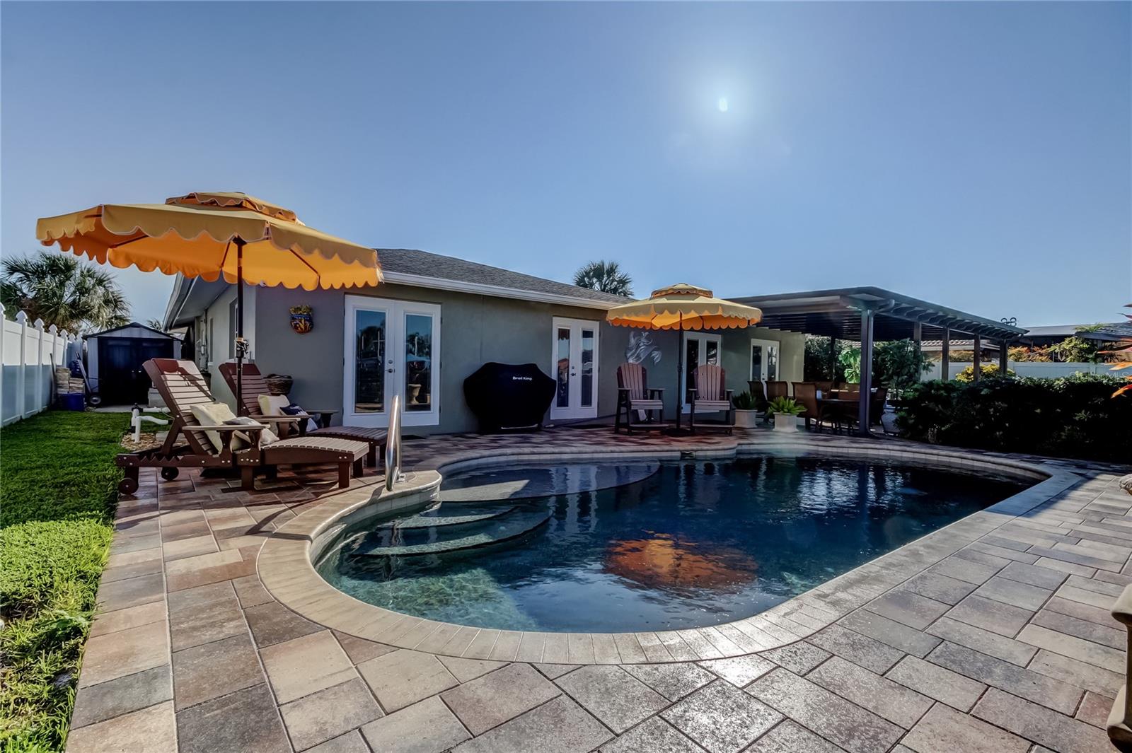 Image 54 of 96 For 3835 48 Avenue S