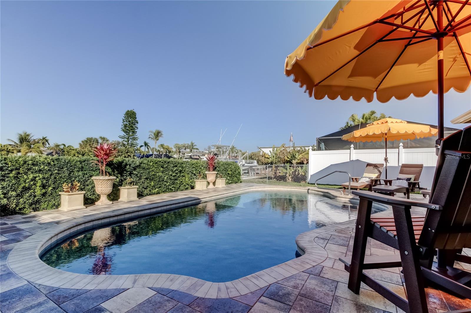 Image 55 of 96 For 3835 48 Avenue S