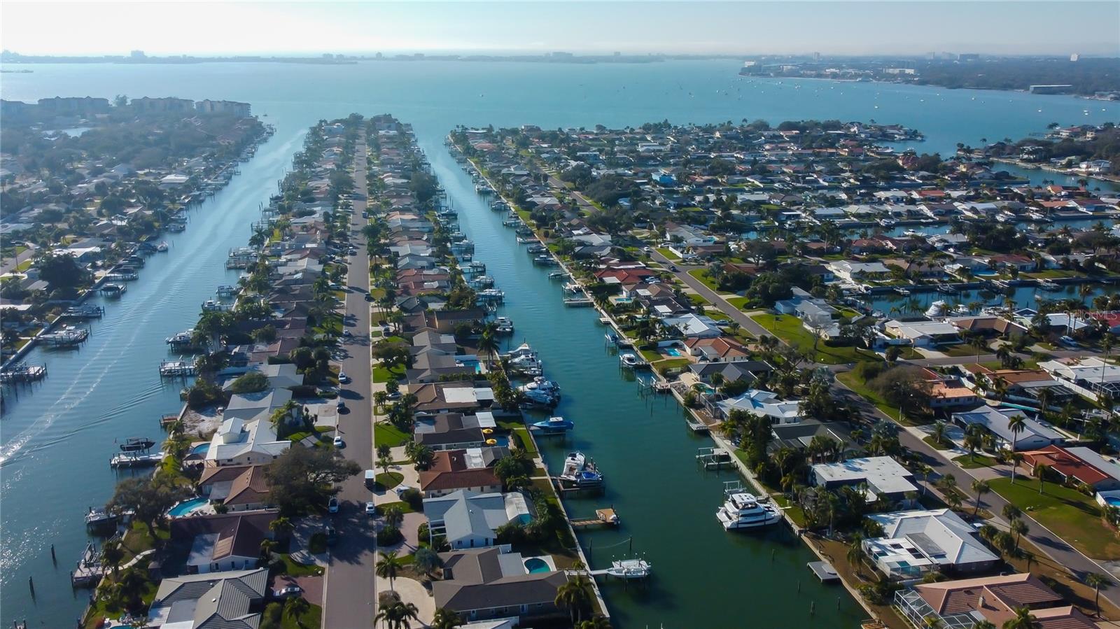 Image 84 of 96 For 3835 48 Avenue S