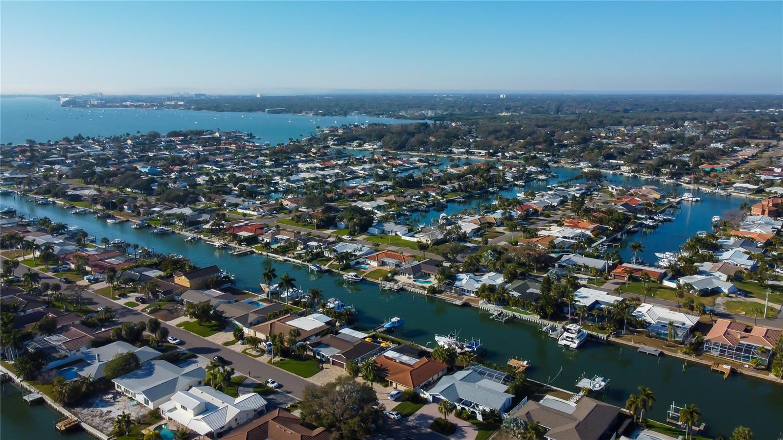 Image 88 of 96 For 3835 48 Avenue S