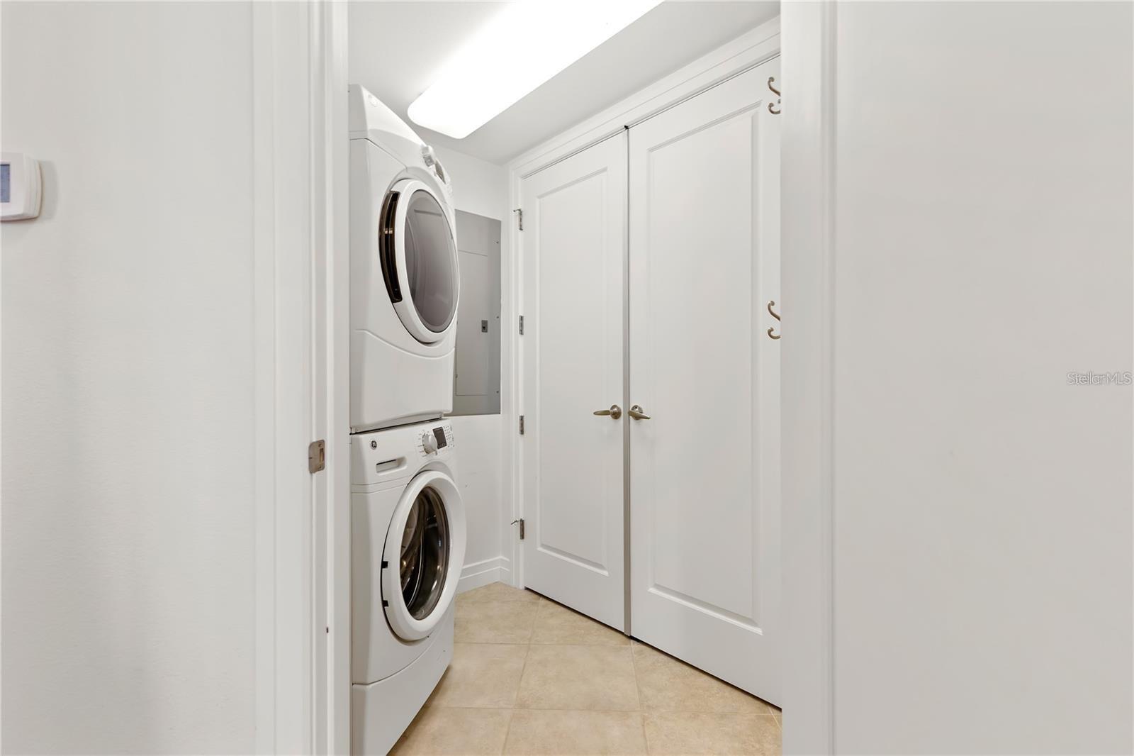 Image 18 of 29 For 331 Cleveland Street 1902