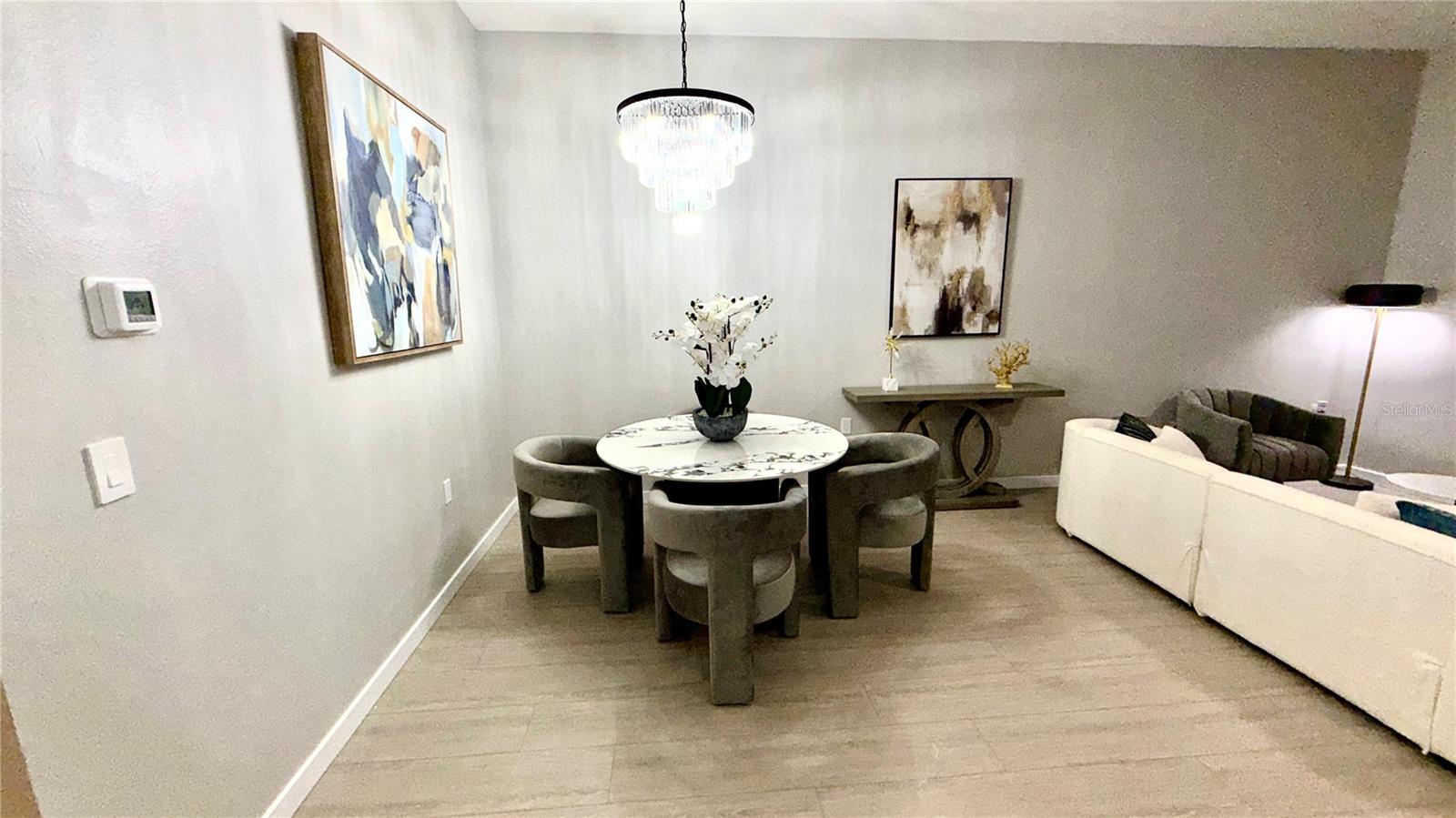 Image 27 of 63 For 701 Mirror Lake Drive N 121