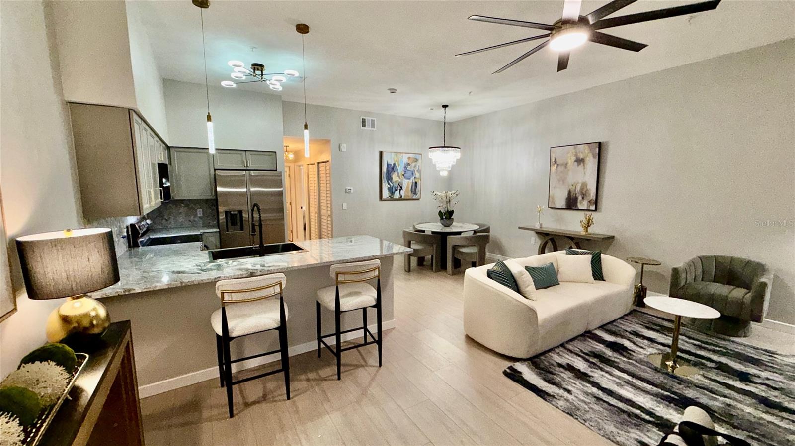 Image 3 of 63 For 701 Mirror Lake Drive N 121