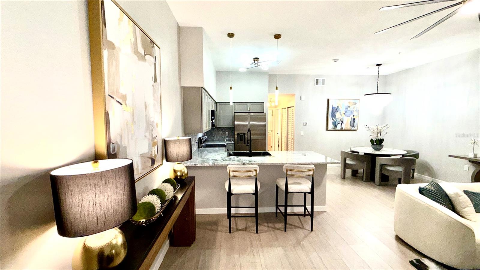 Image 5 of 63 For 701 Mirror Lake Drive N 121