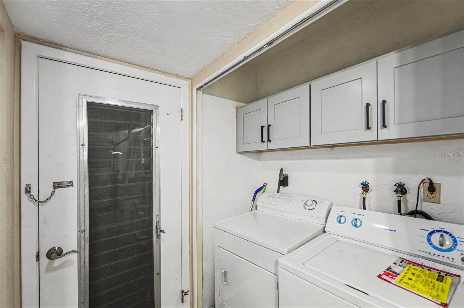 Image 22 of 30 For 6580 Golden Horseshoe Drive