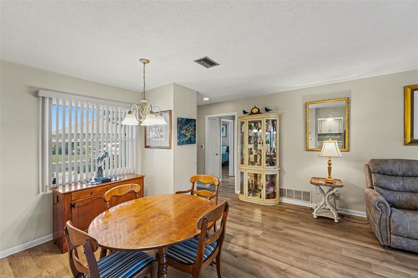 Image 8 of 30 For 6580 Golden Horseshoe Drive