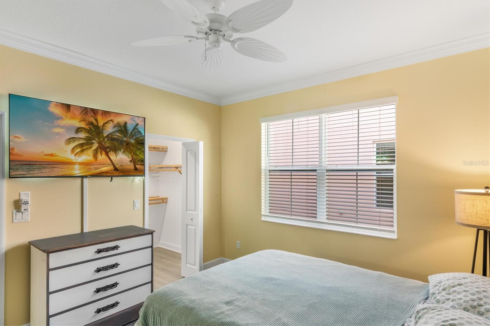 Image 11 of 51 For 485 Margaritaville Avenue