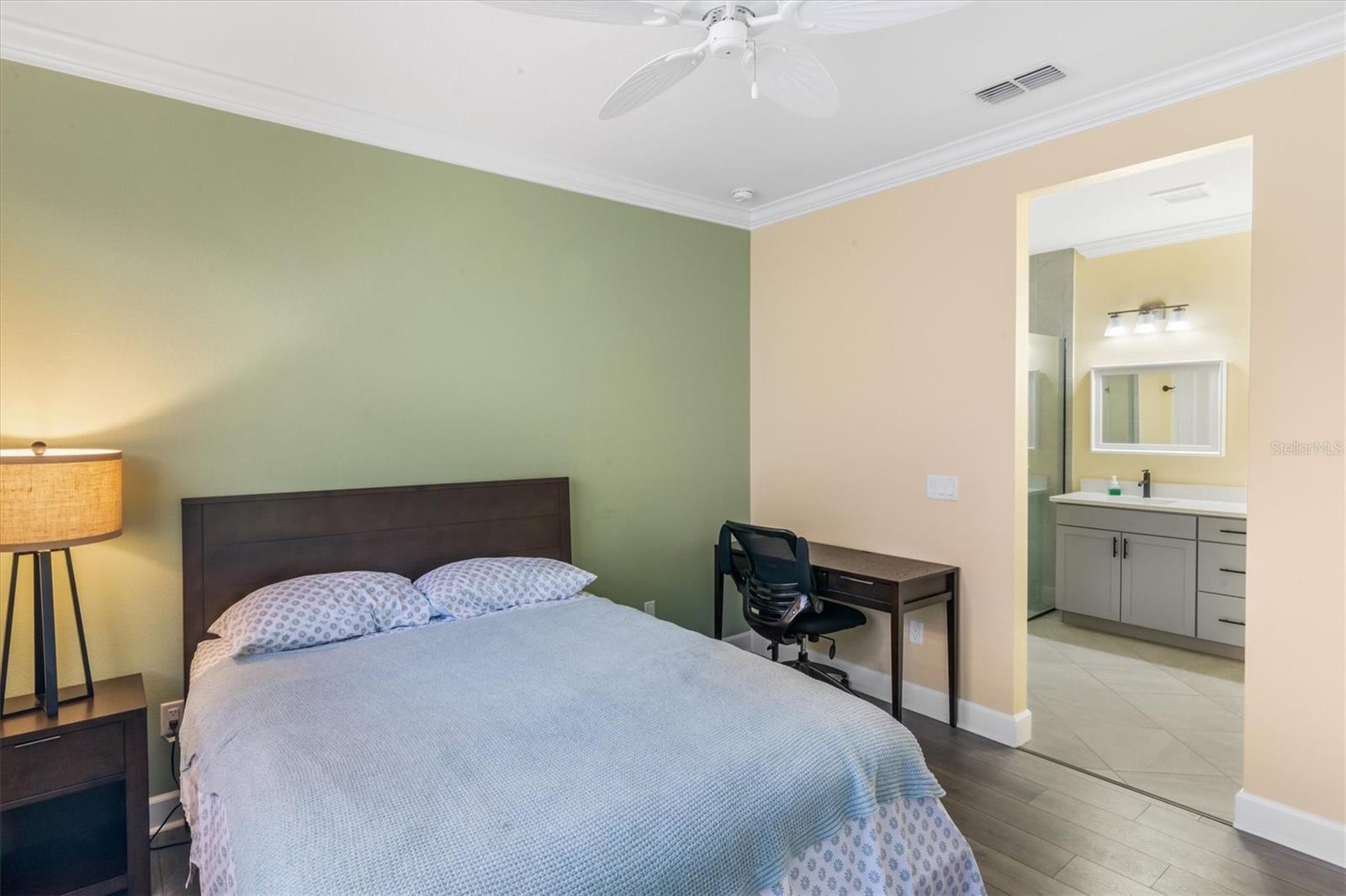 Image 13 of 51 For 485 Margaritaville Avenue