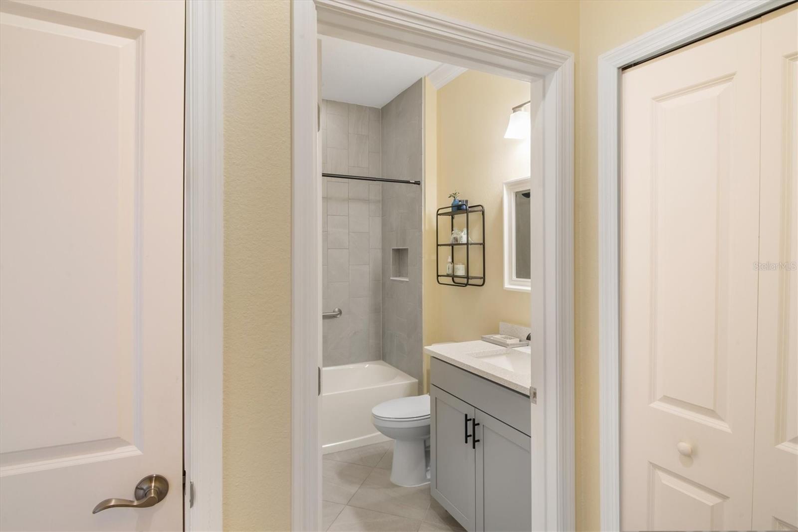 Image 22 of 51 For 485 Margaritaville Avenue