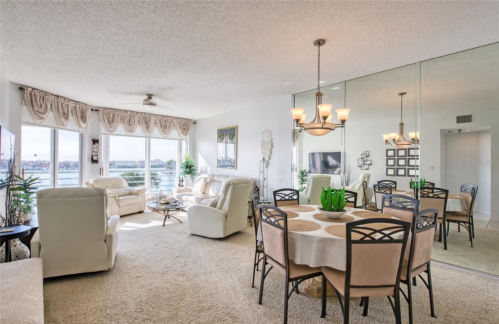 Image 15 of 39 For 8040 Sailboat Key Boulevard S 303