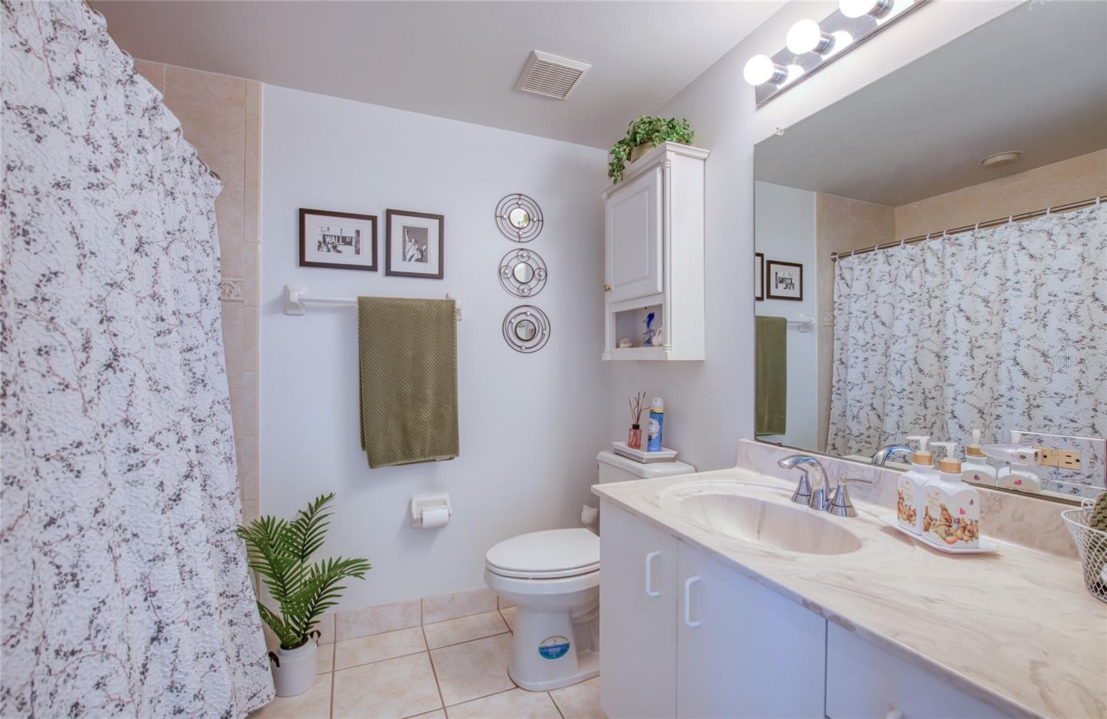 Image 30 of 39 For 8040 Sailboat Key Boulevard S 303