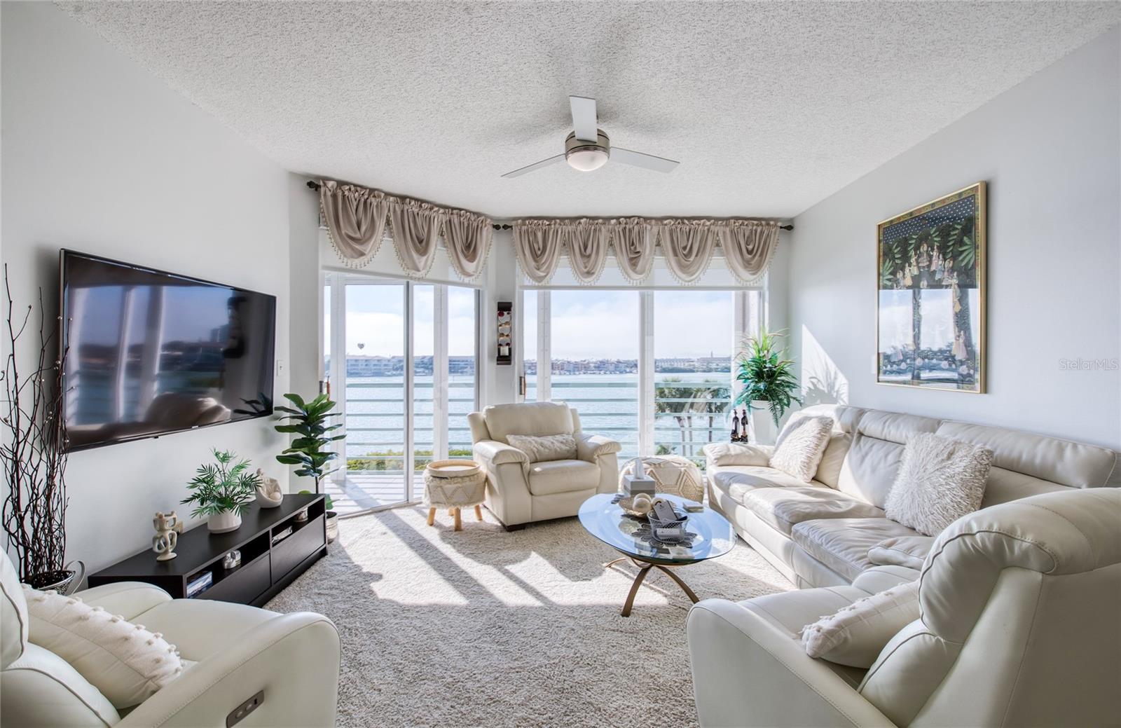 Image 6 of 39 For 8040 Sailboat Key Boulevard S 303