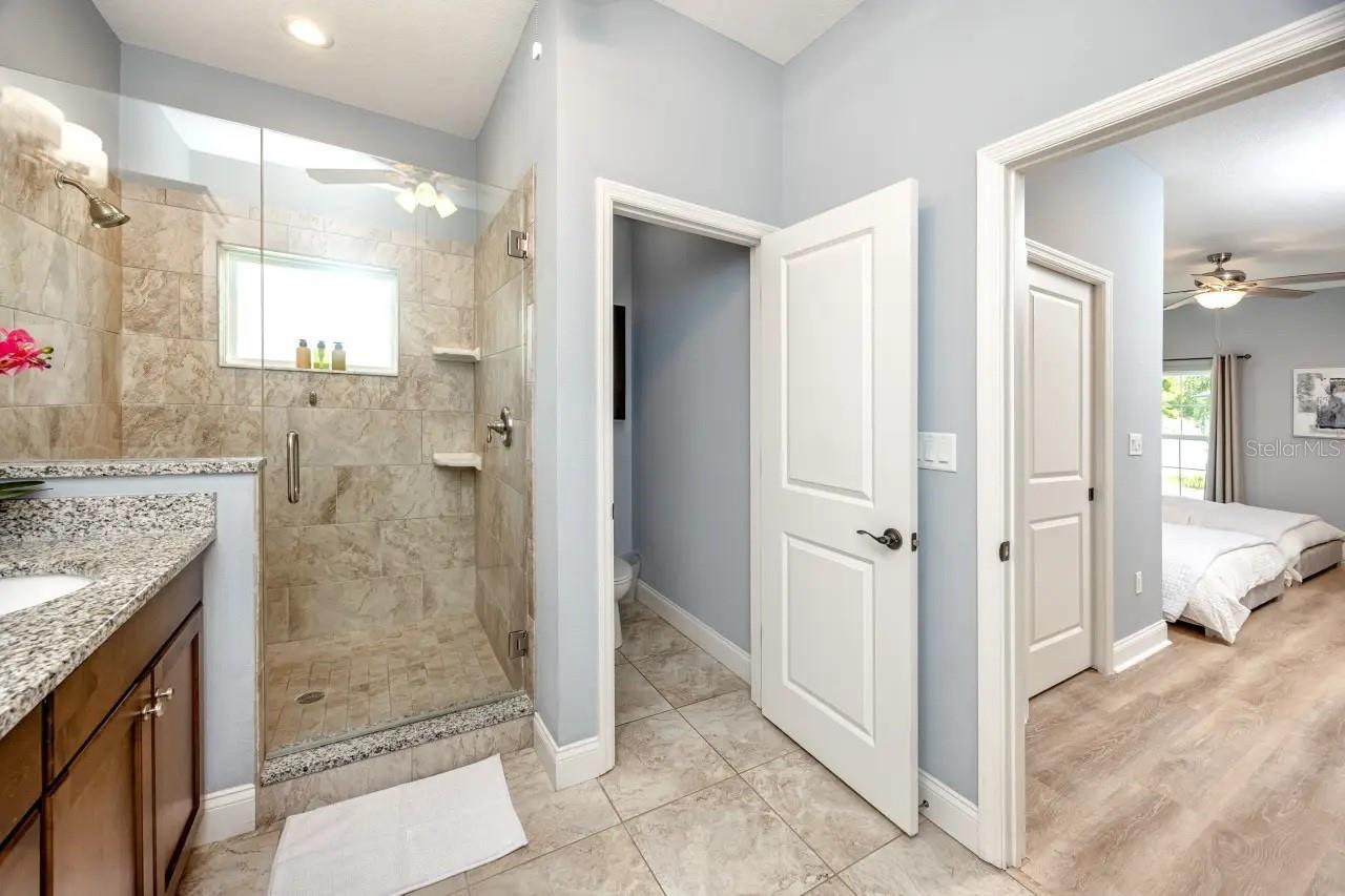 Image 12 of 33 For 920 8th Avenue Nw