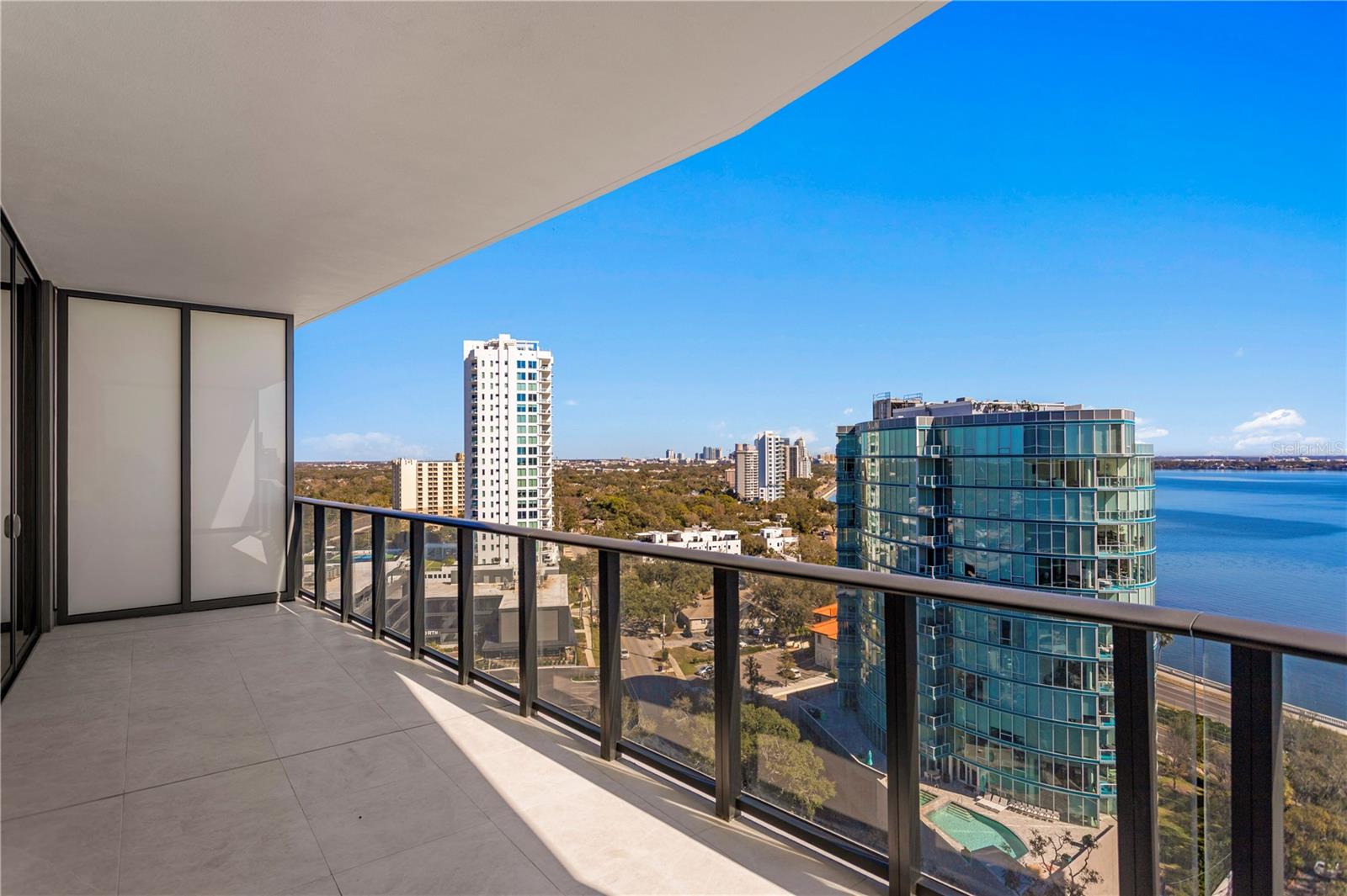 Image 12 of 93 For 3015 Ysabella Avenue 1503