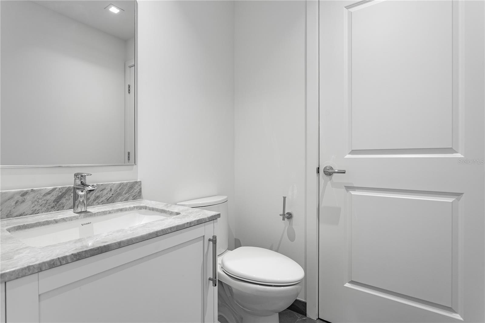 Image 25 of 93 For 3015 Ysabella Avenue 1503