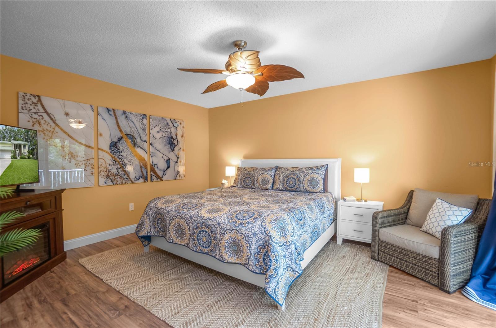 Image 12 of 35 For 28 Rivertrail Drive