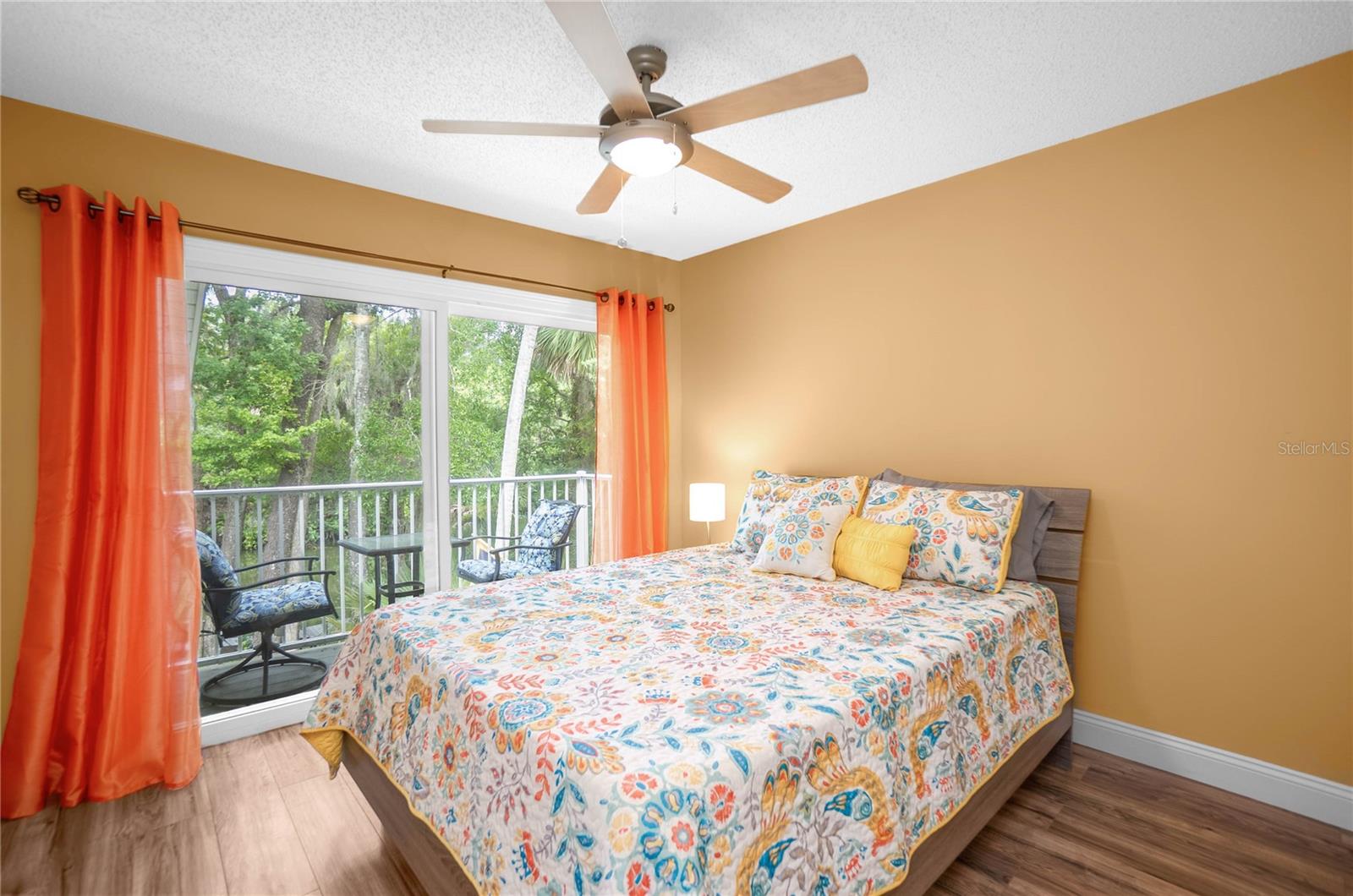 Image 16 of 35 For 28 Rivertrail Drive