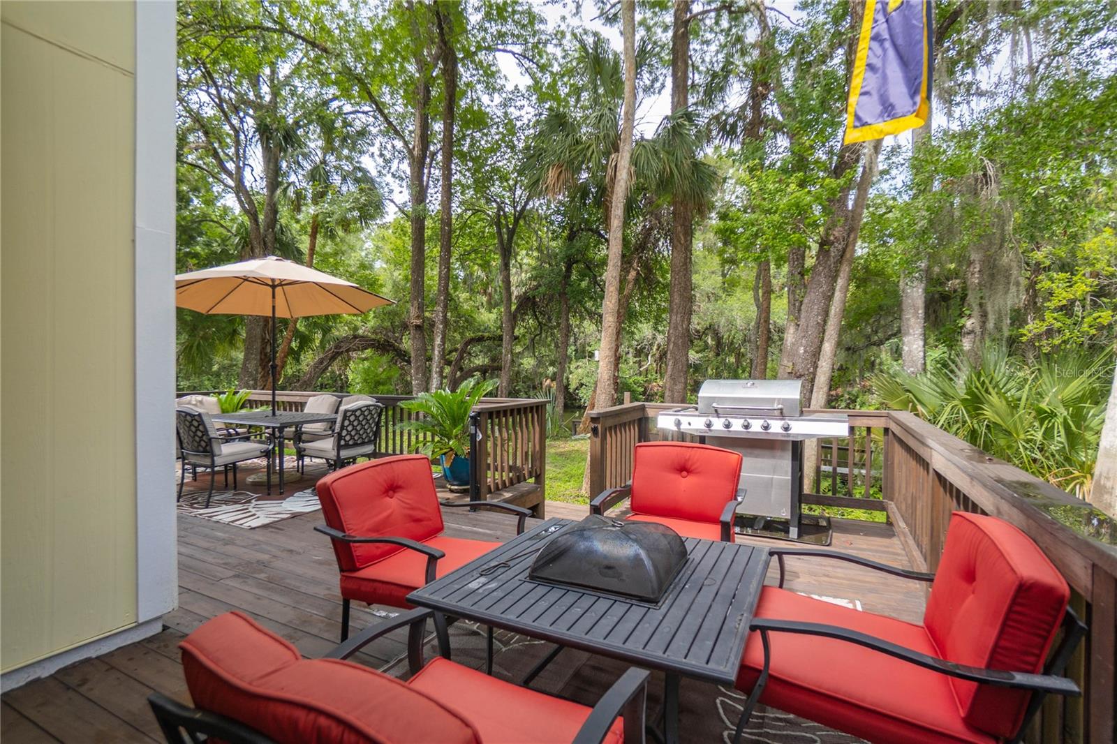 Image 22 of 35 For 28 Rivertrail Drive