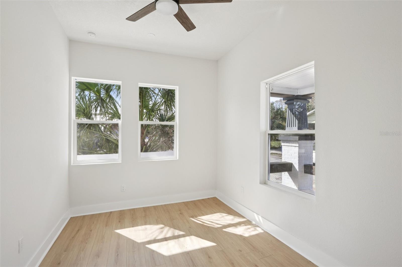 Image 14 of 45 For 3015 Sanchez Street