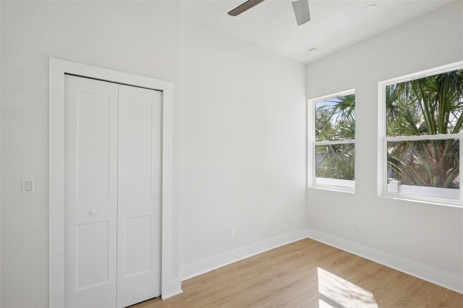 Image 15 of 45 For 3015 Sanchez Street