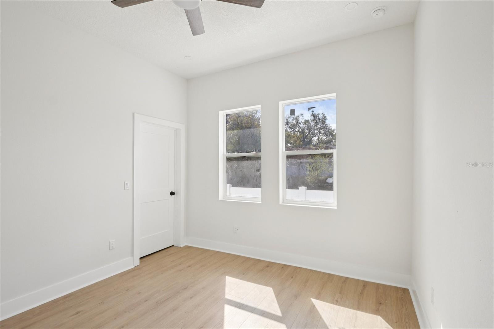 Image 27 of 45 For 3015 Sanchez Street