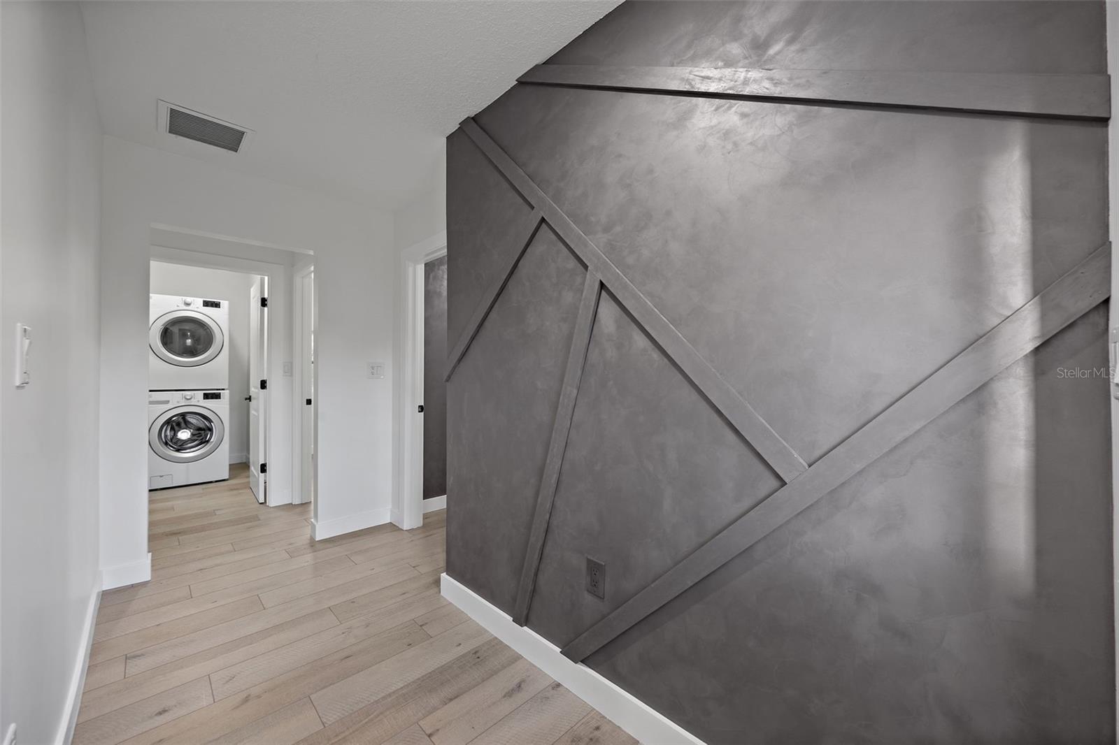 Listing photo id 13 for 1600 Connecticut Avenue Ne