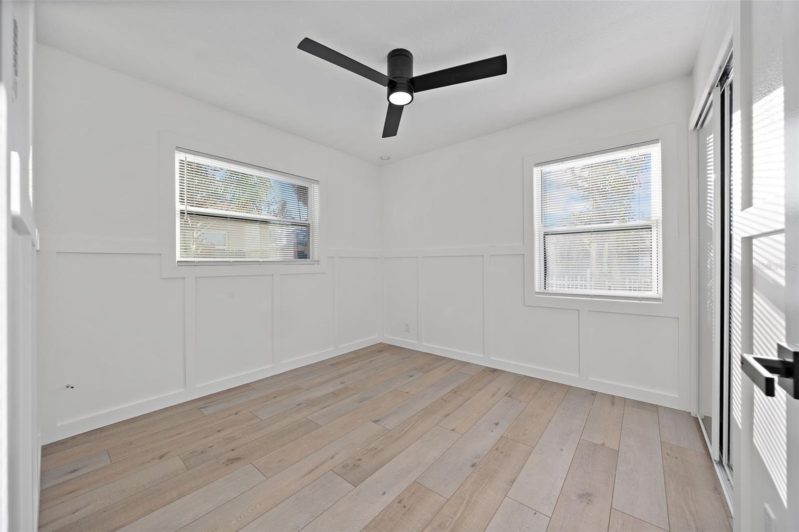 Listing photo id 16 for 1600 Connecticut Avenue Ne