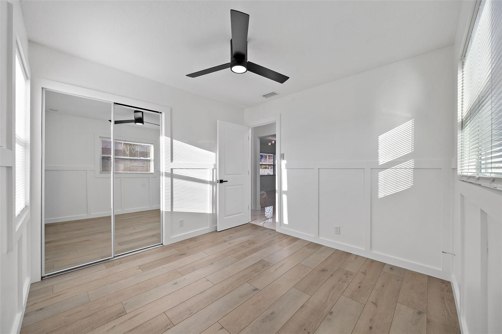 Listing photo id 17 for 1600 Connecticut Avenue Ne