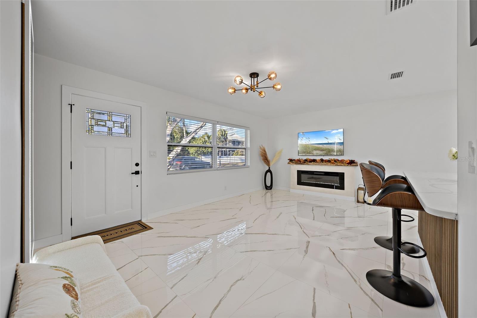 Listing photo id 22 for 1600 Connecticut Avenue Ne