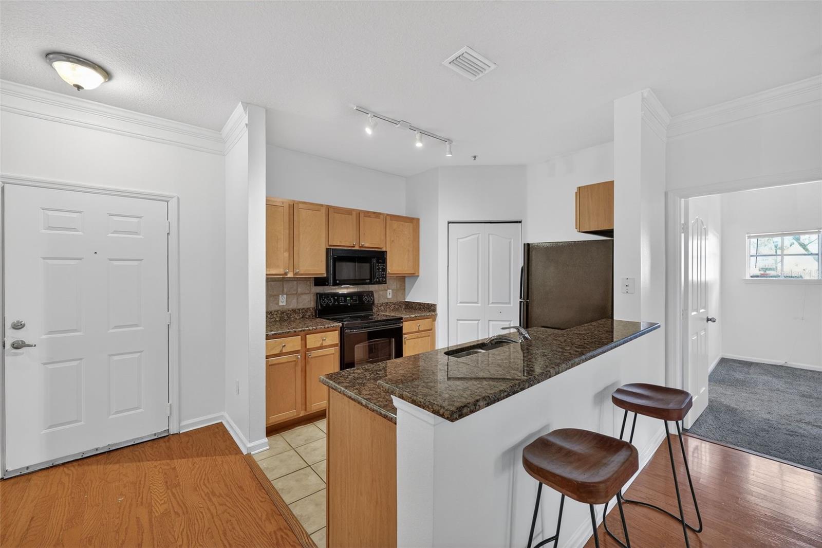 Image 9 of 20 For 4207 Dale Mabry Highway 5101