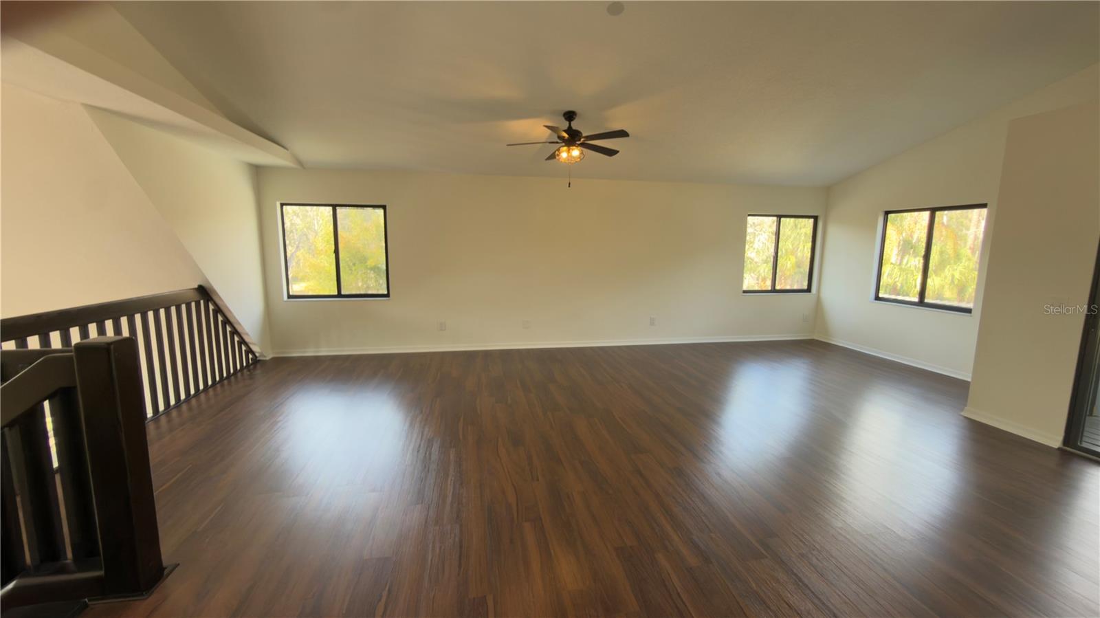 Image 13 of 31 For 8140 Pimlico Place