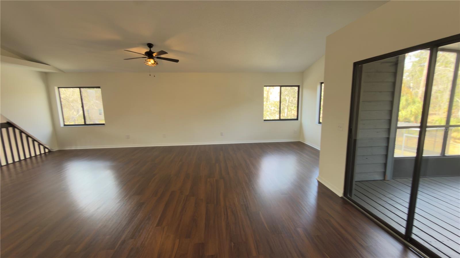 Image 15 of 31 For 8140 Pimlico Place