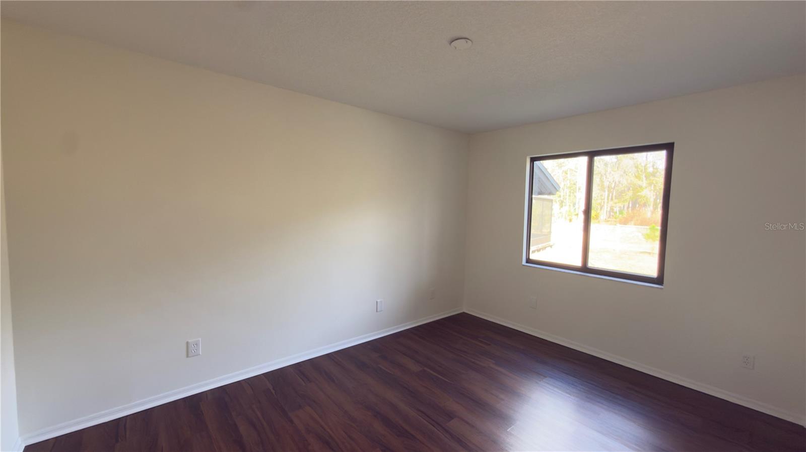 Image 20 of 31 For 8140 Pimlico Place