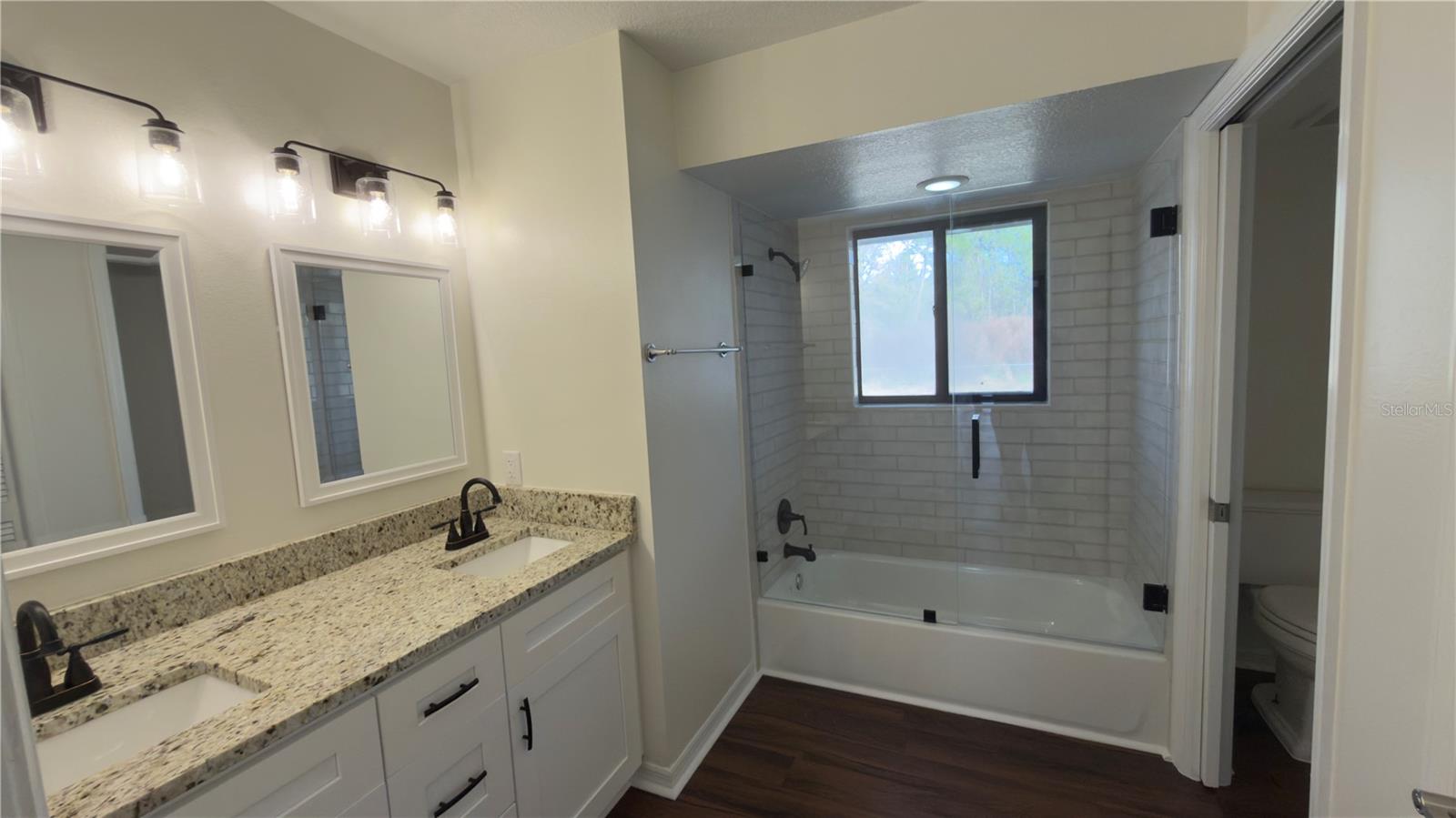 Image 22 of 31 For 8140 Pimlico Place