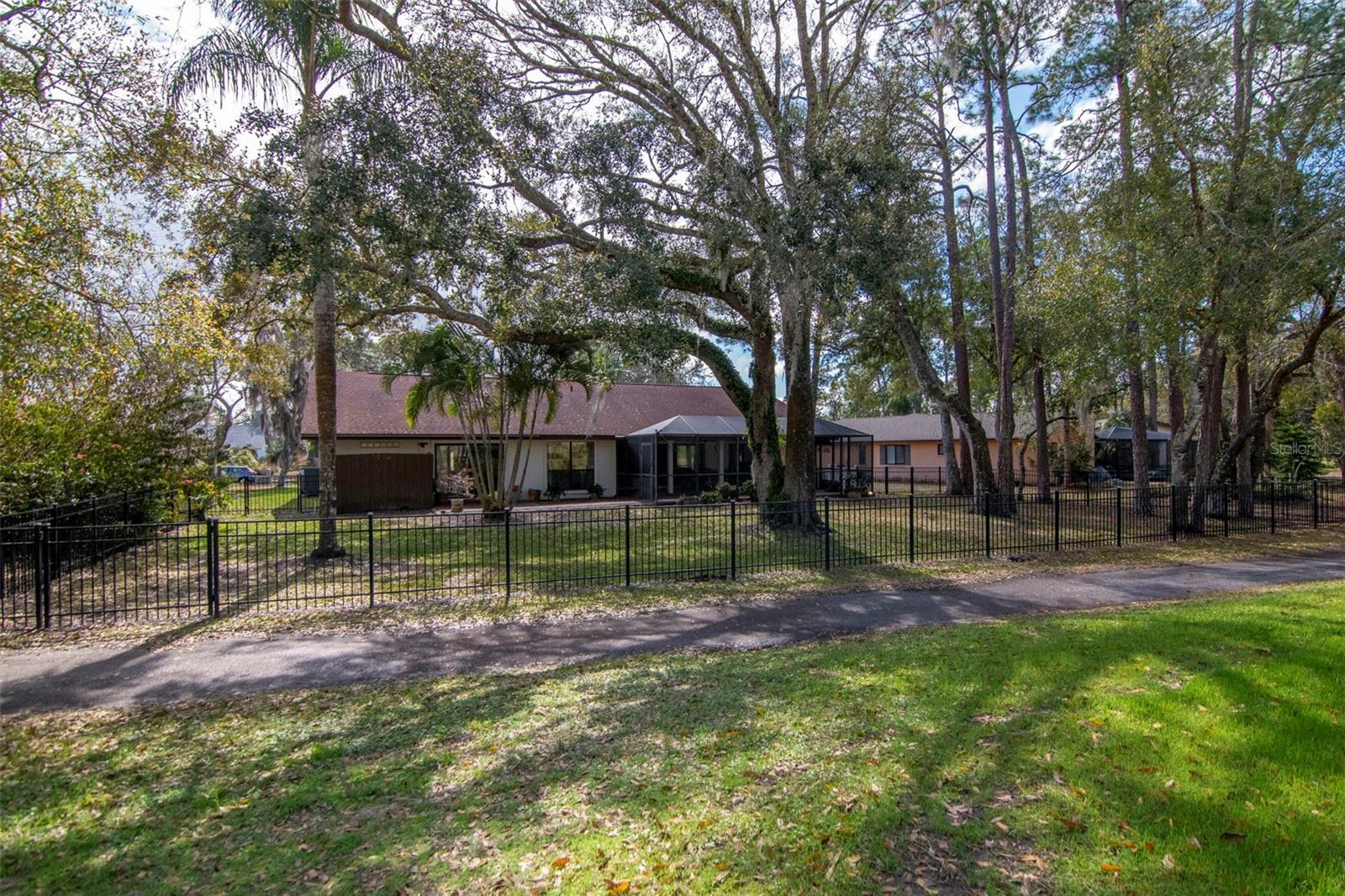 Image 41 of 54 For 2240 Toniwood Lane