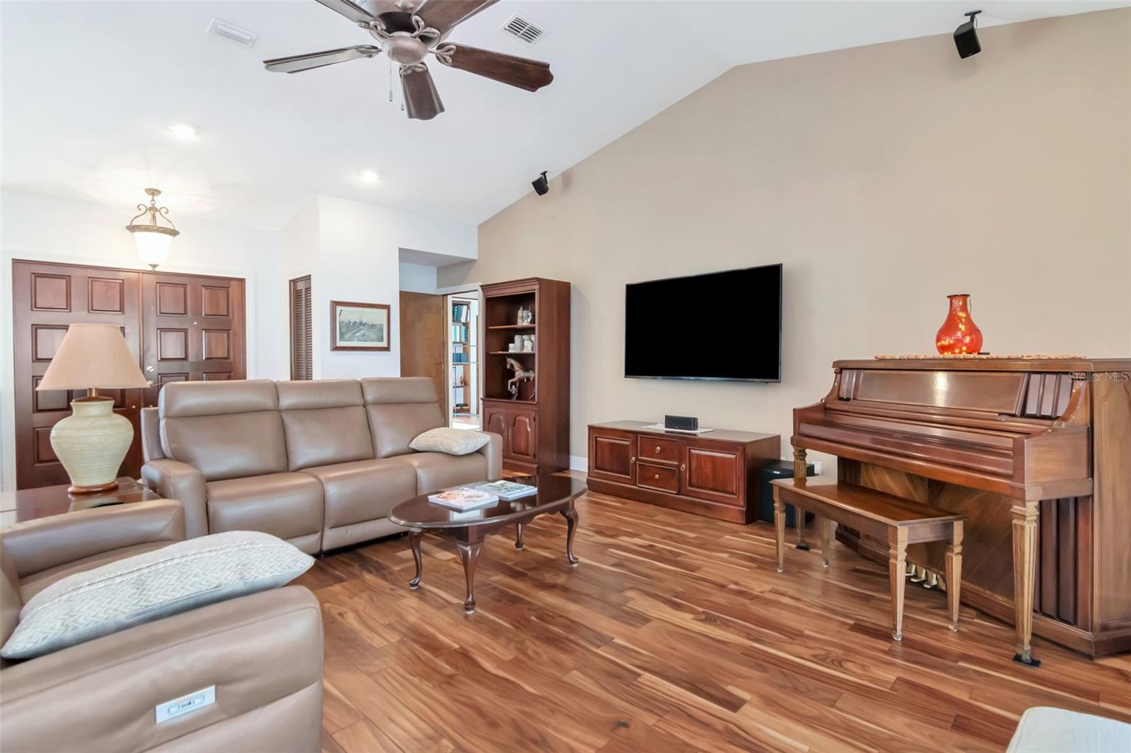 Image 9 of 54 For 2240 Toniwood Lane