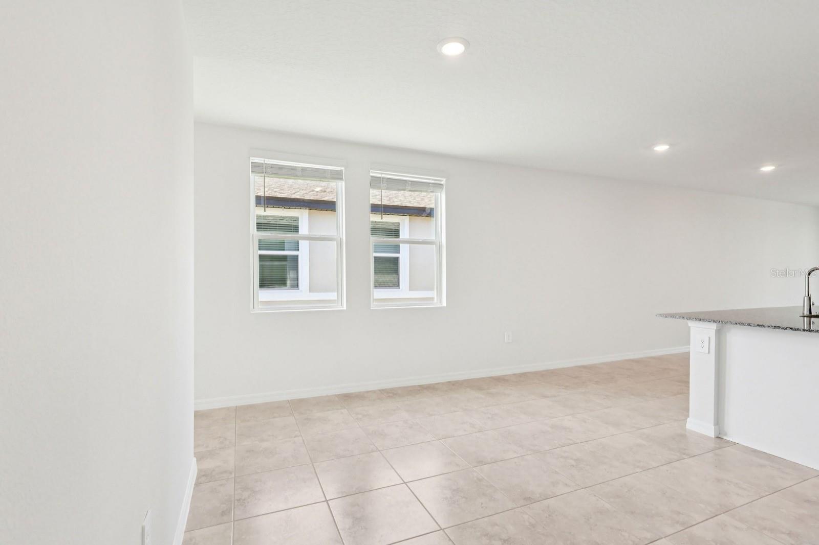 Image 28 of 32 For 622 Pennywort Street