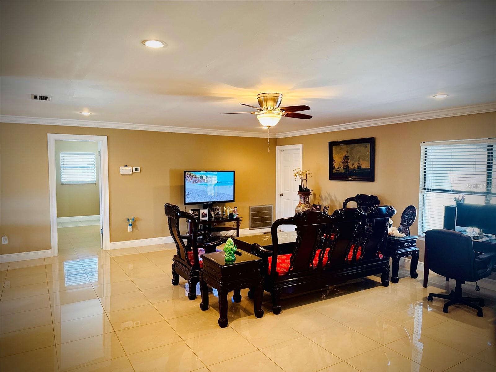 Image 13 of 42 For 6512 Manila Palm Way