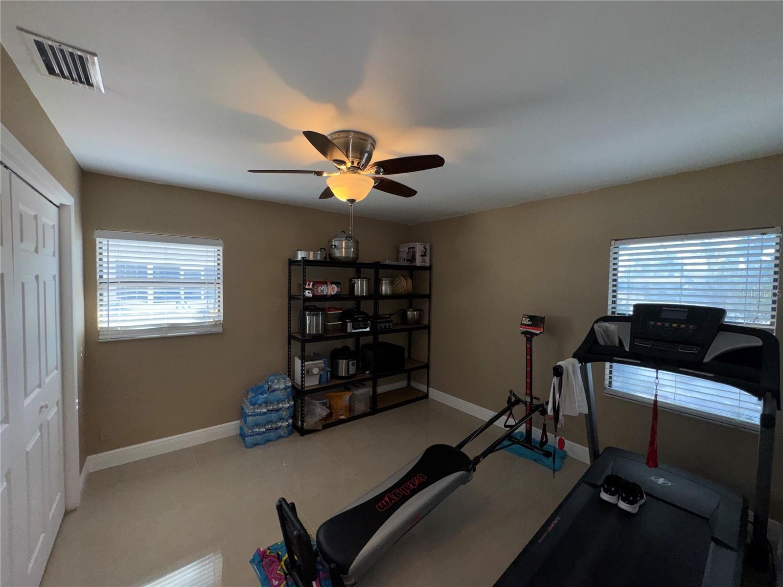 Image 25 of 42 For 6512 Manila Palm Way