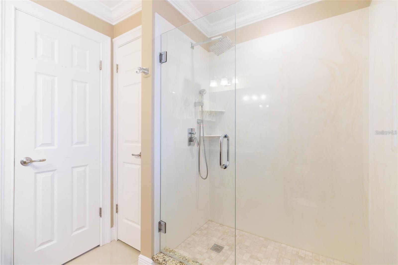 Image 27 of 42 For 6512 Manila Palm Way