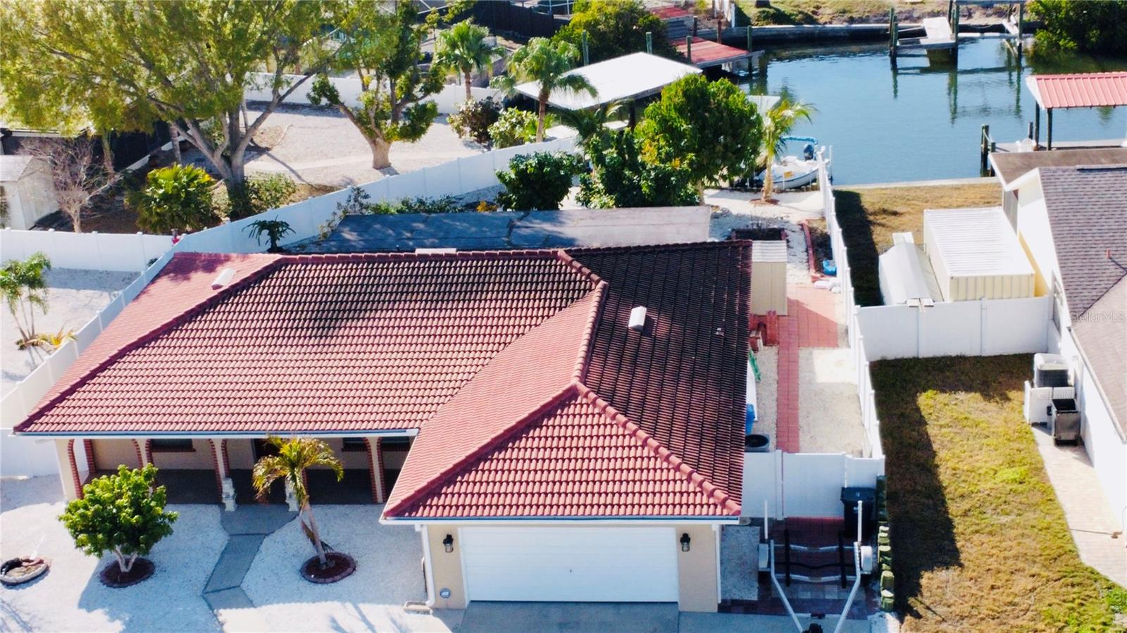 Image 5 of 42 For 6512 Manila Palm Way