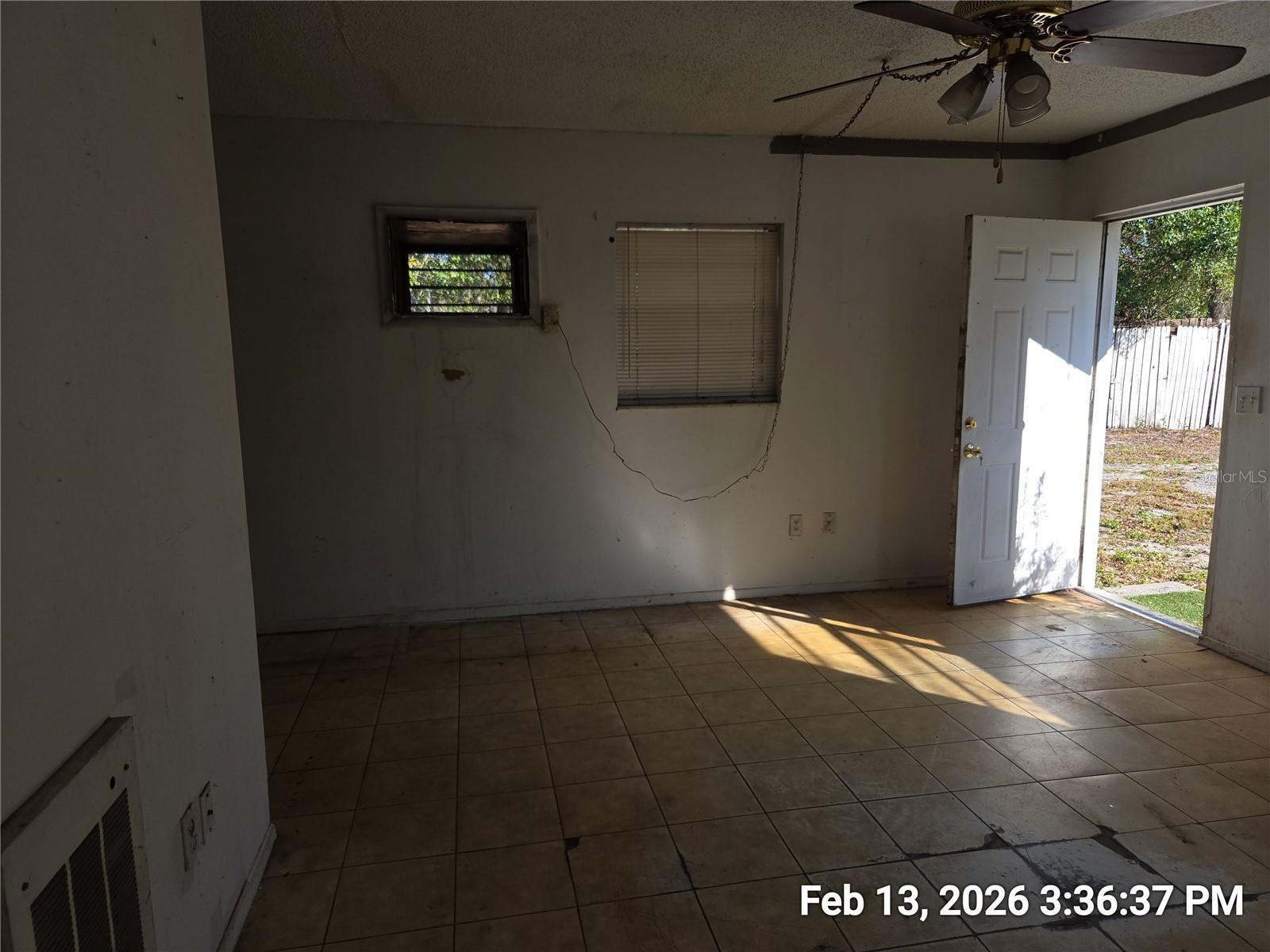 Image 25 of 28 For 1414 Maluhia Drive